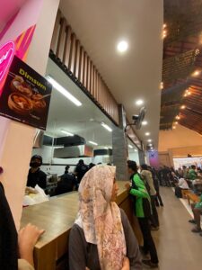 suasana mie gacoan gowa makassar suasana mie gacoan gowa makassar