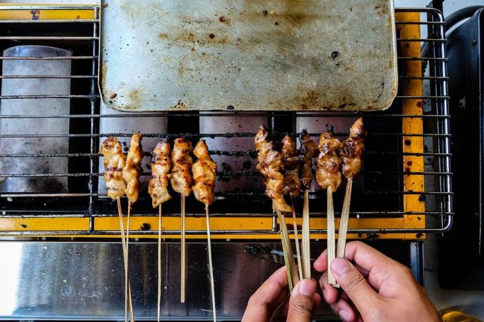 Menjelajahi Kelezatan 10 Sate Khas Jawa Timur, Pengalaman Kuliner yang ...