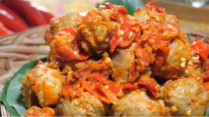 Intip 7 Resep Bakso Mercon yang Pedasnya Bikin Menjerit ... Bakso Mercon XXL